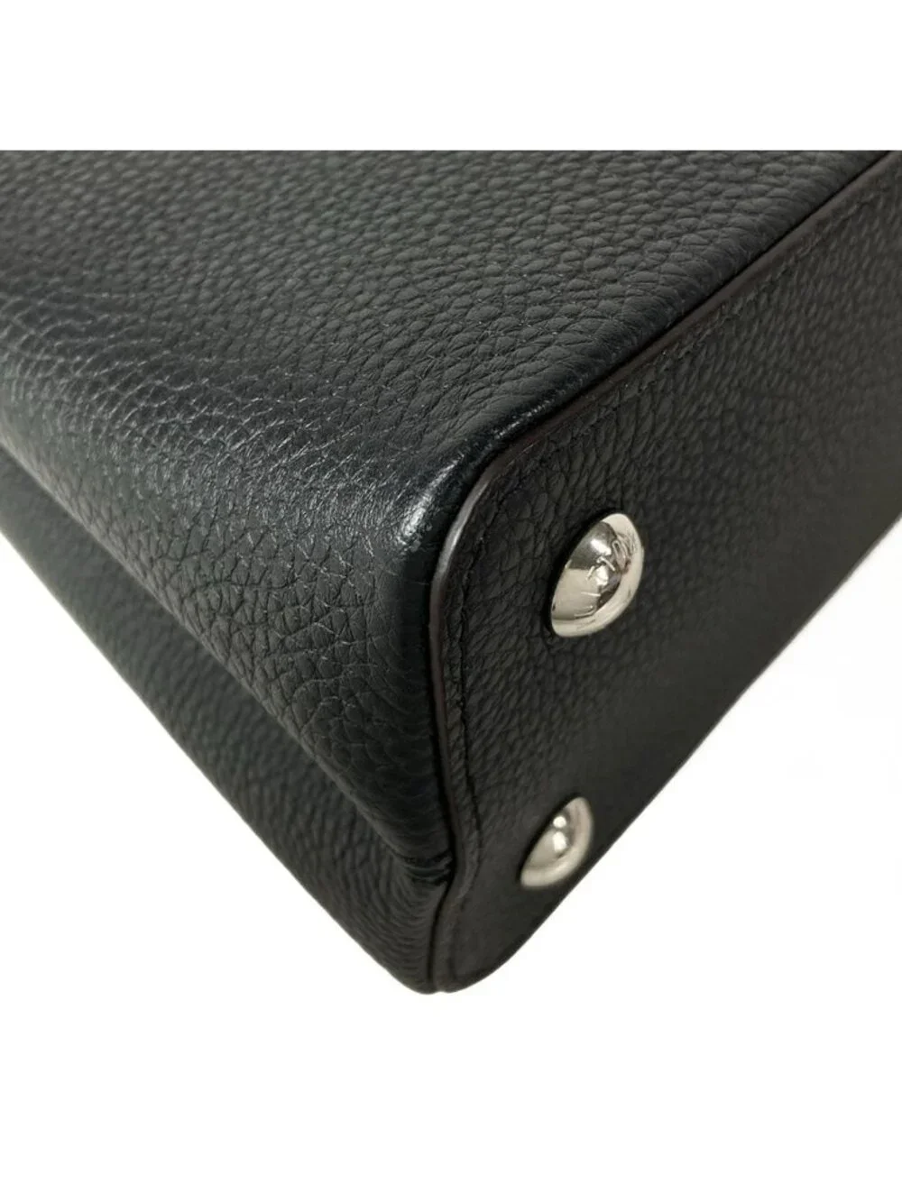 Louis Vuitton Handbag Capucines MM Noir Leather Cowhide